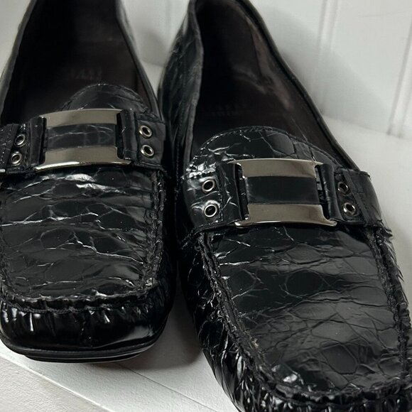 STUART WEITZMAN Women Gia Black Croc Embossed Leather Slip On Loafers 9.5N - Picture 1 of 9